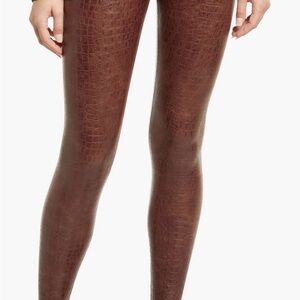 Commando Brown Crocodile Print Leggings